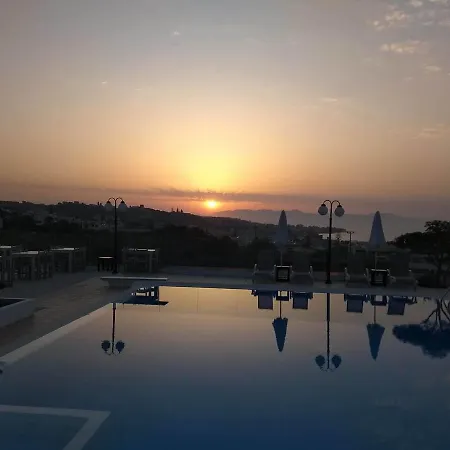 Top Hotel 2* Σταλός